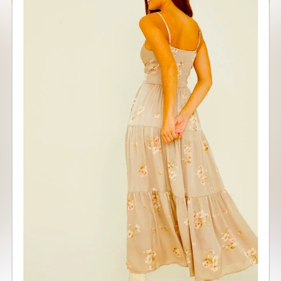 ❤️❤️🔥NWT Altar’d State Kelssa Maxi Dress - Picture 4 of 6